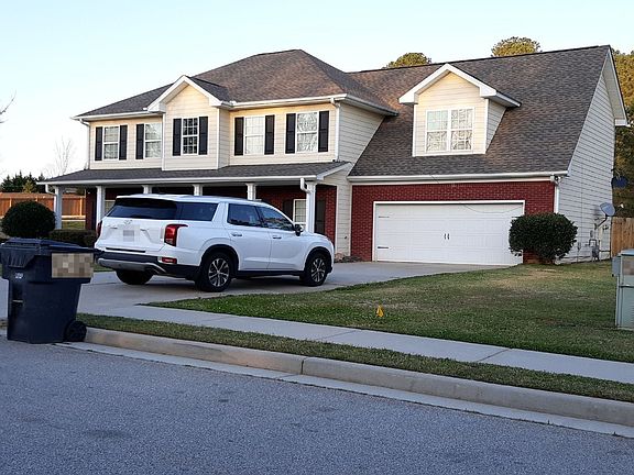 2nd image of 2519 Ginger Leaf Dr NE