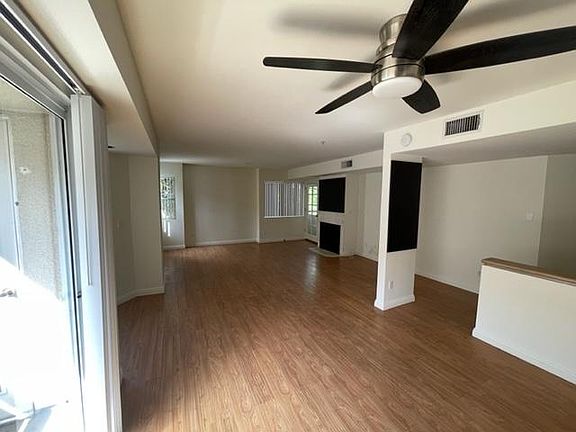 3rd image of 1238 E Wilson Ave APT 202