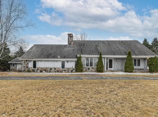 3844 Woodsfield Dr, Richfield, WI 53076