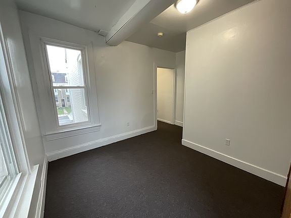 5th image of 245 W Jackson St #B
