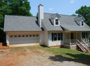 625 Underwood Farm Rd, Cleveland, GA 30528