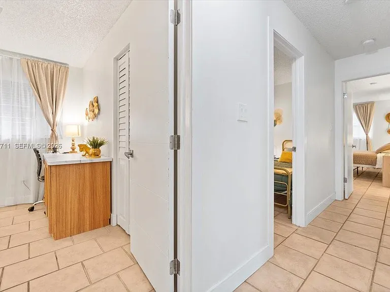 2650 Scott St — Photo 13