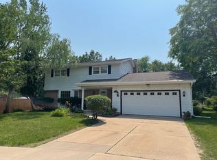 3134 Ashford Ln, Madison, WI 53713