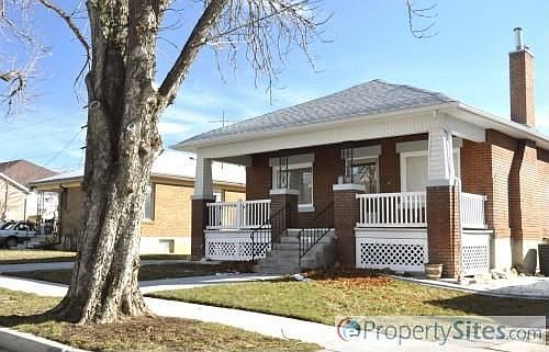 1st image of 868 E Coatsville Ave