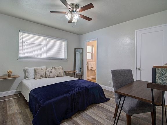3rd image of 1409 T St APT 24