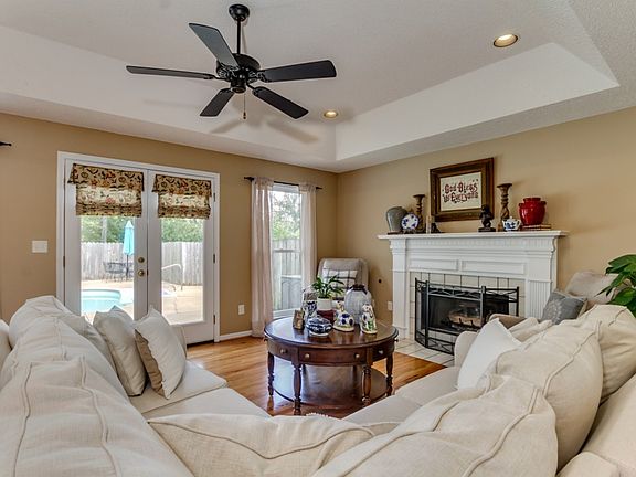 5th image of 3704 Kennebec St