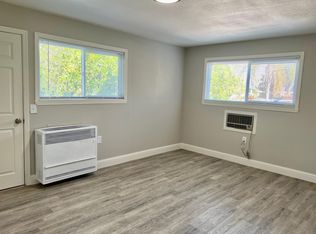 1509 W Harvey Ave, Fresno, CA