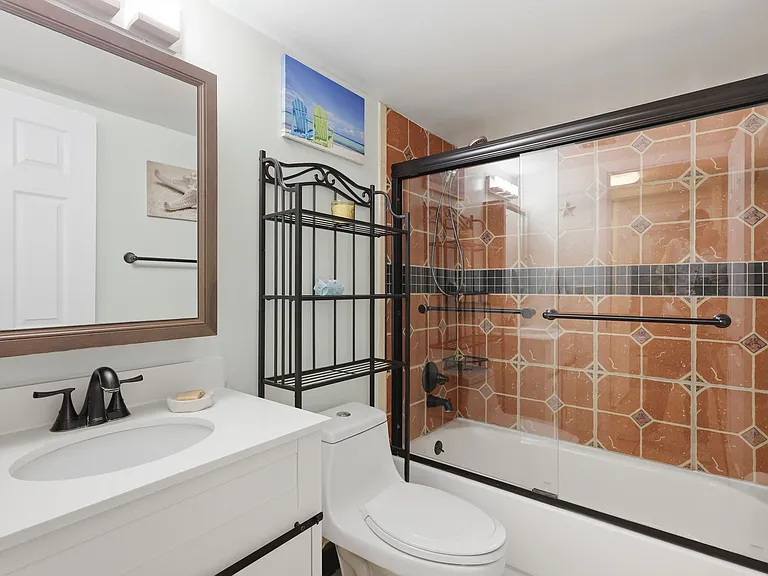 140 Orchid Woods Ct #1-13B — Photo 19
