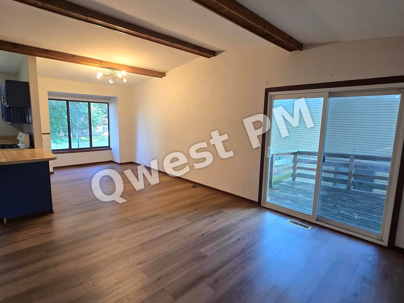 5898 Madison Ave SE — Photo 4