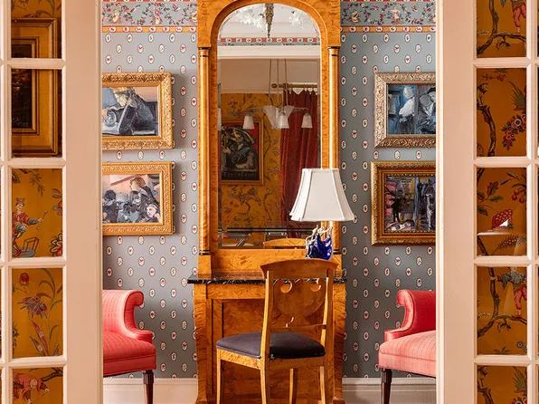 163 East 81st Street image 9 of 12