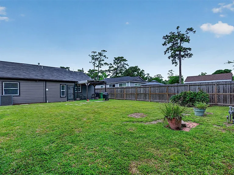 3863 Arbor St — Photo 33