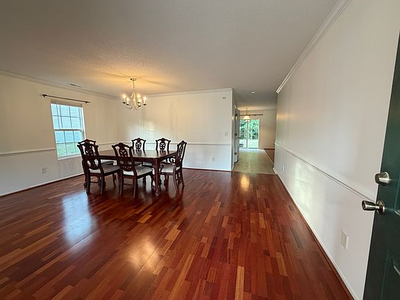 foyer and dinning