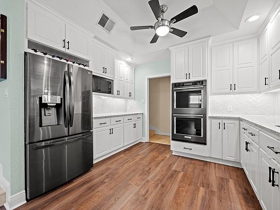4th image of 10805 Spicewood Pkwy