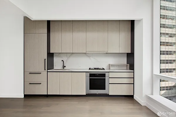 Rented by Oxford Property Group | media 16