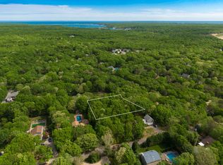 108 Middle Hwy, East Hampton, NY 11937