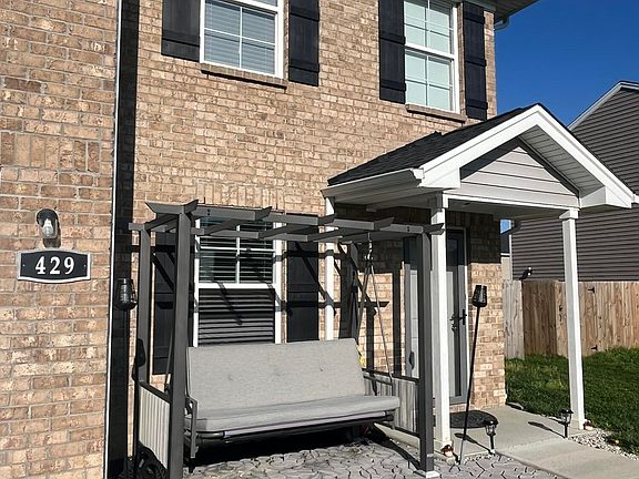 4th image of 429 Nancy Dr