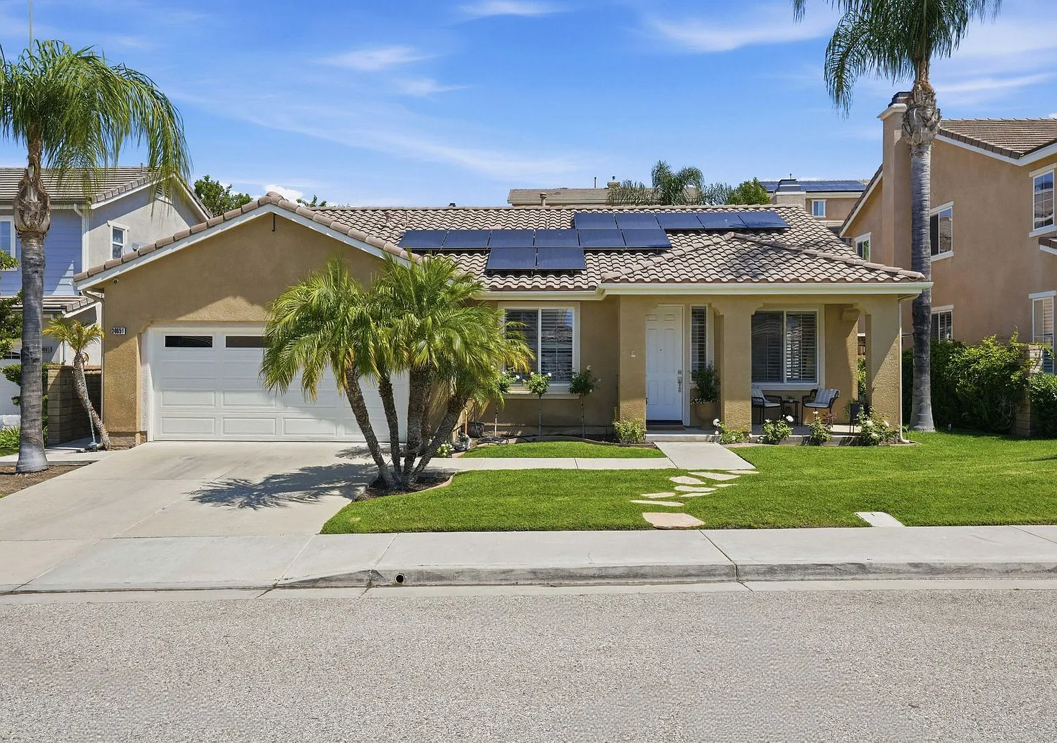 Absolutely Stunning Single Story in Tesoro! — Photo 1