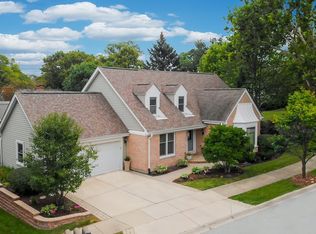 418 River Bluff Cir, Naperville, IL 60540