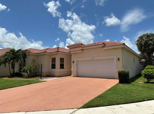 8330 Lake Cypress Rd, Lake Worth, FL 33467