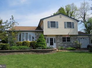 510 Elford Rd, Fairless Hills, PA 19030