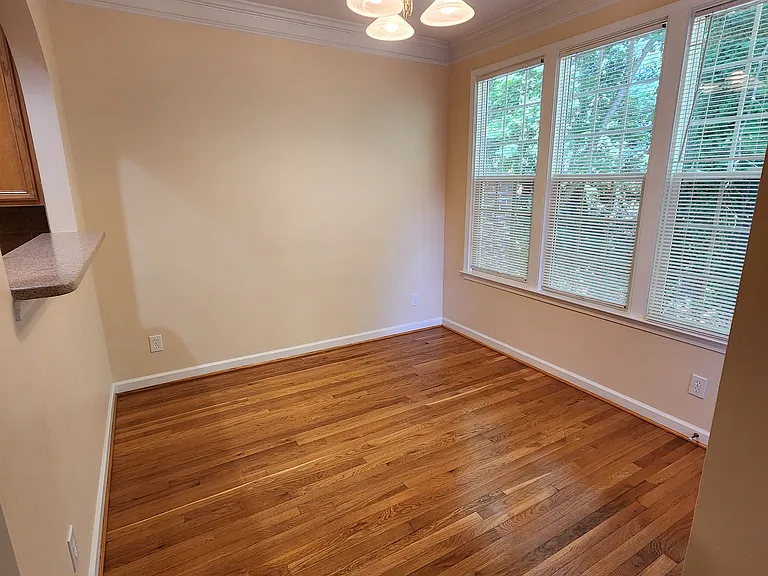 6004 Kohler Ln — Photo 18