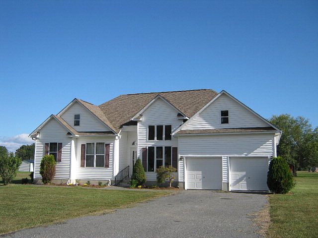 1st image of 111 Kings Orchard Ln