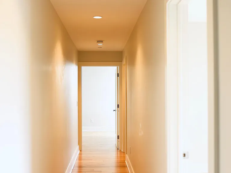 240 Salem St #3A — Photo 10
