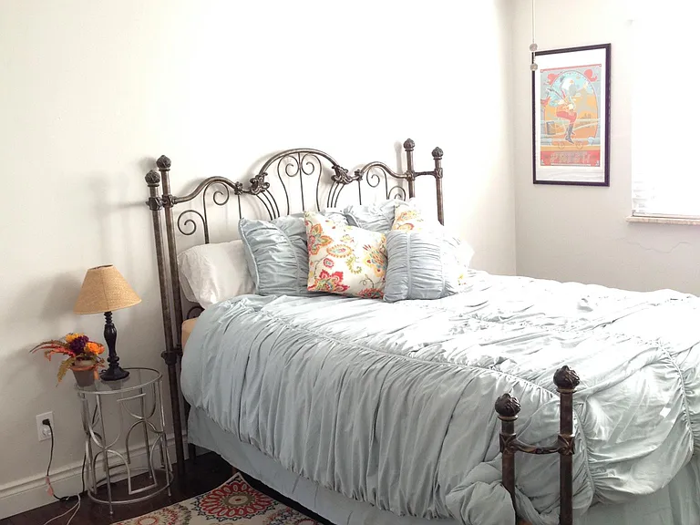 133 Stanton Ct W — Photo 8