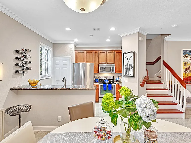 323 Bayfront Dr — Photo 13