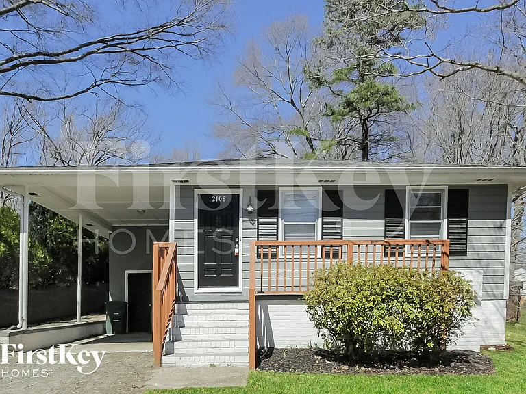 2108 Garland Ave — Photo 2