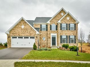 2032 Golden Grove Dr, Mars, PA 16046