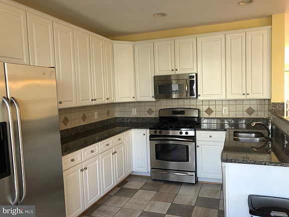 5th image of 4306 Stone Mountain Ct
