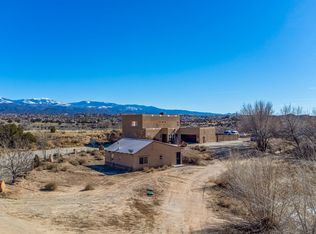 28 Firehouse Rd, Espanola, NM 87532
