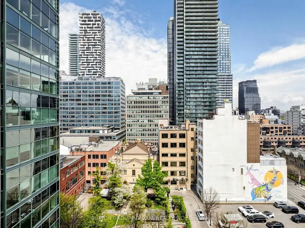 92 King St E #1302, Toronto, ON M5C 2V8