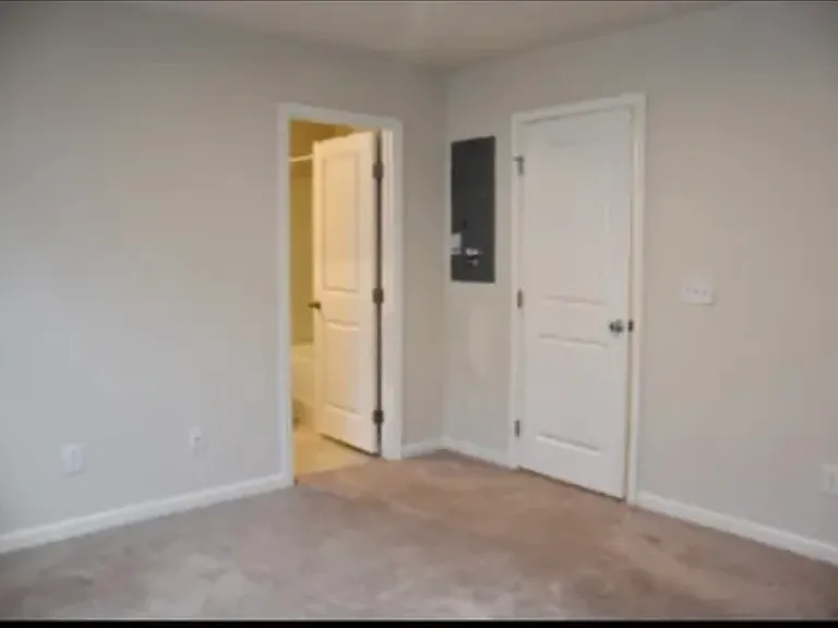 2935 Winterberry Dr #31 — Photo 6