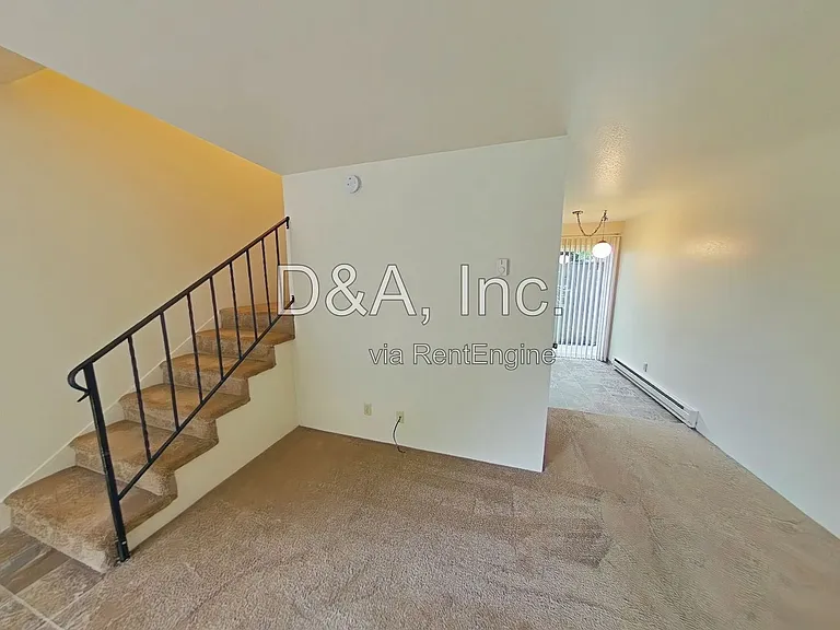 617 NW 21st St #4 — Photo 2