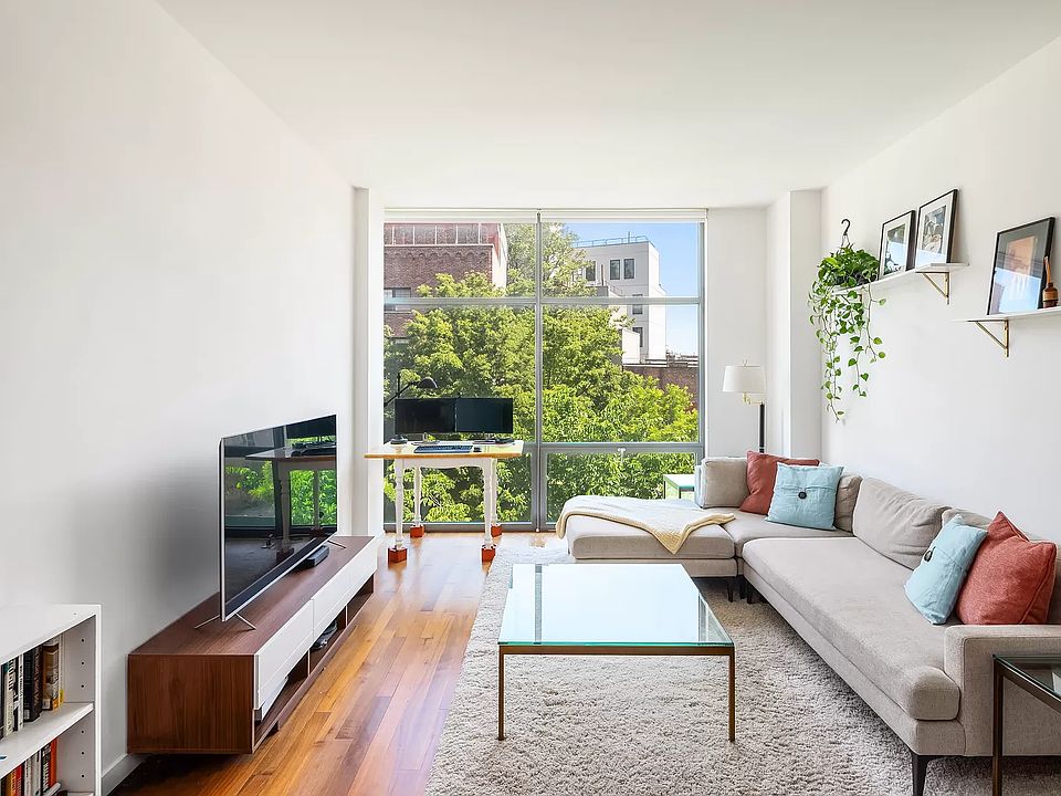 1st image of 280 Metropolitan Ave #3E