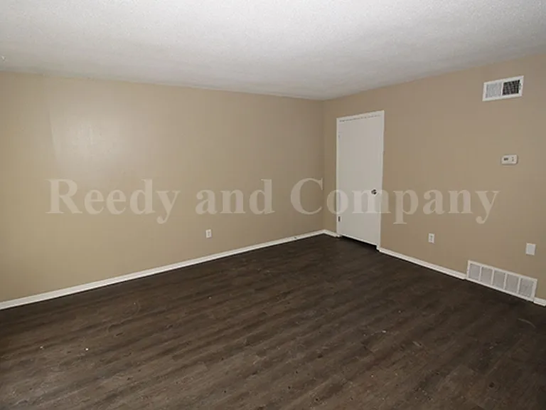1841 S Perkins Rd — Photo 6