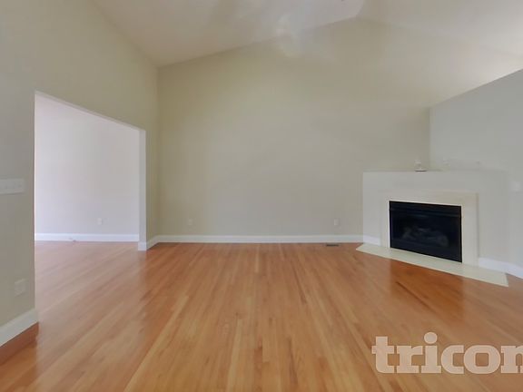3rd image of 1505 Crystal Ridge Ct