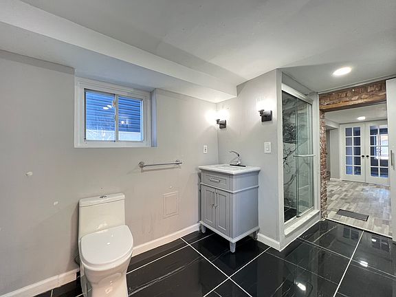5th image of 86 Irving St #B