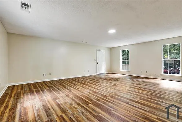 6211 Ward Rd — Photo 13