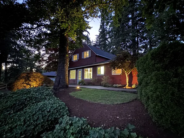 7237 SW Canyon Drive ~ Charming Duplex in Prime Location, 7237 SW Canyon Dr, Portland, OR 97225