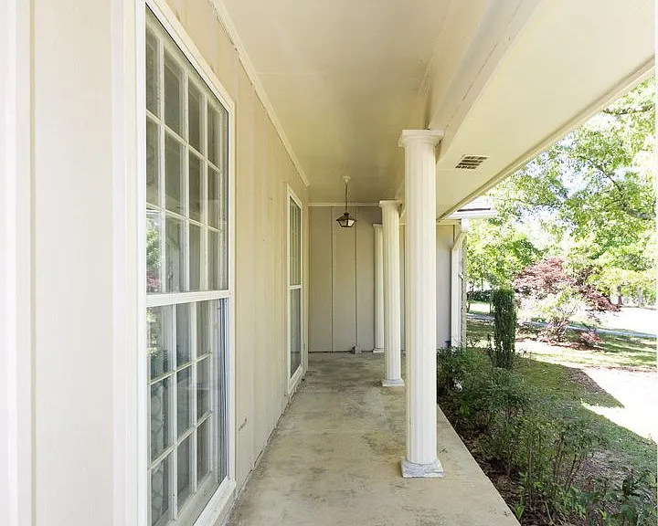 3720 Sunny Hill Dr — Photo 26