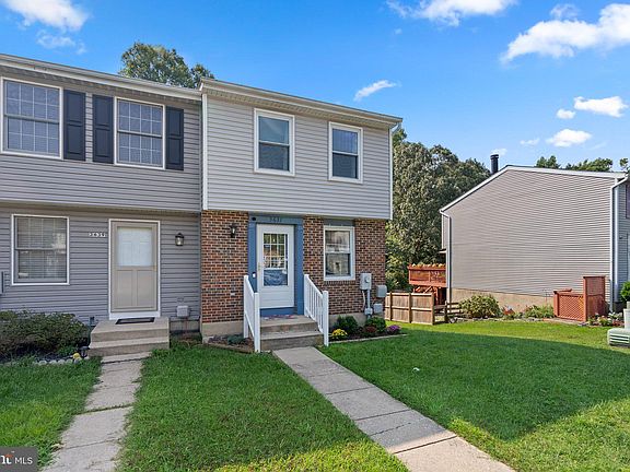 4th image of 3637 Seaford Ct