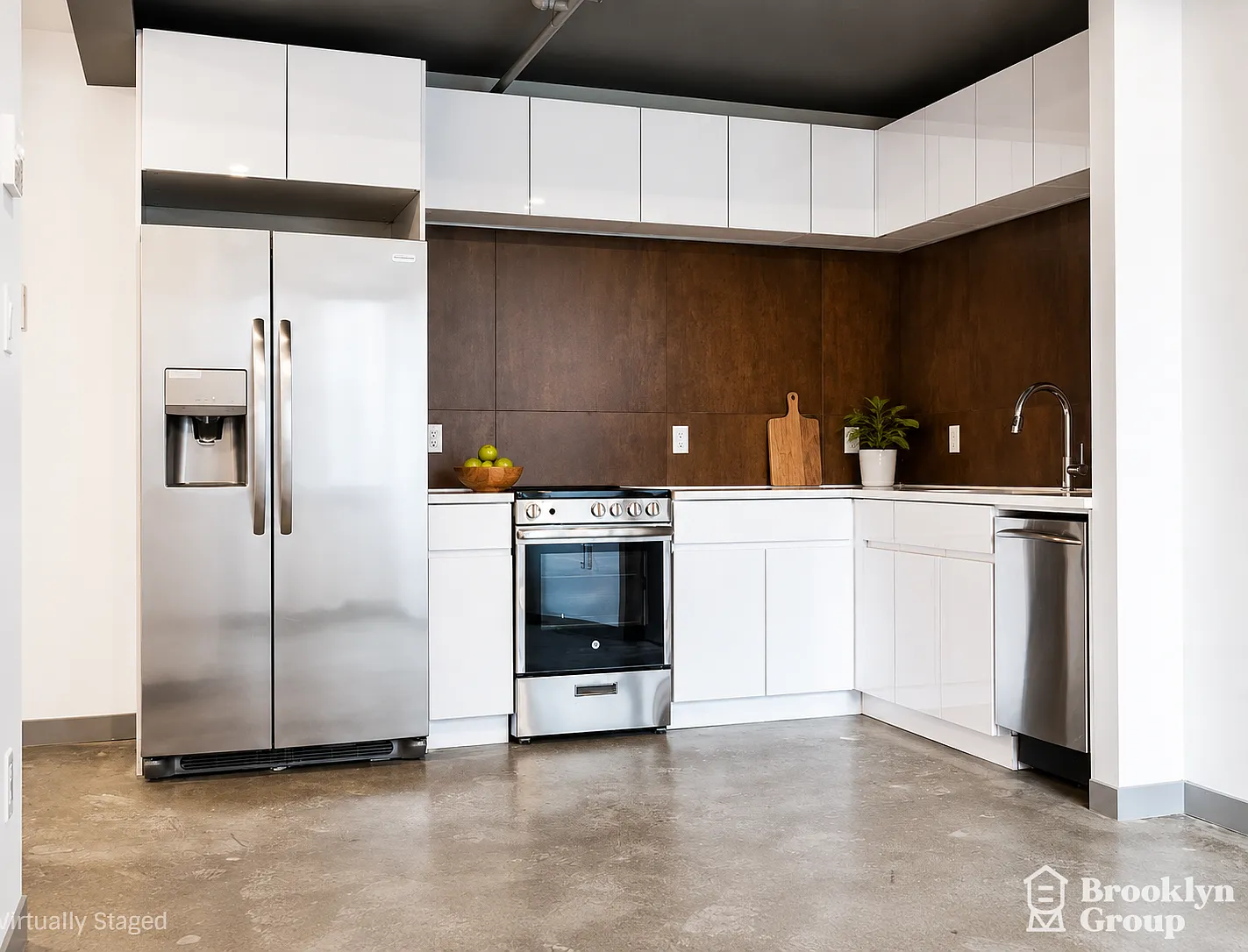 410 Tompkins Avenue — Photo 1