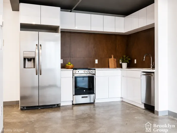 410 Tompkins Avenue image 1 of 17