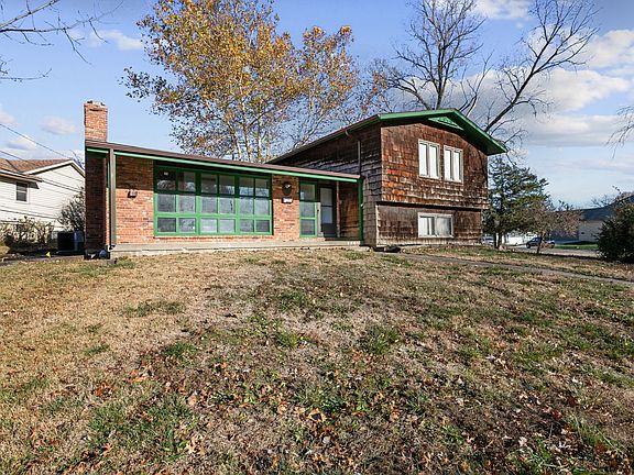 2nd image of 8847 Ford Ave #843669