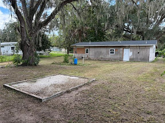 3rd image of 5211 SE 29TH AVENUE