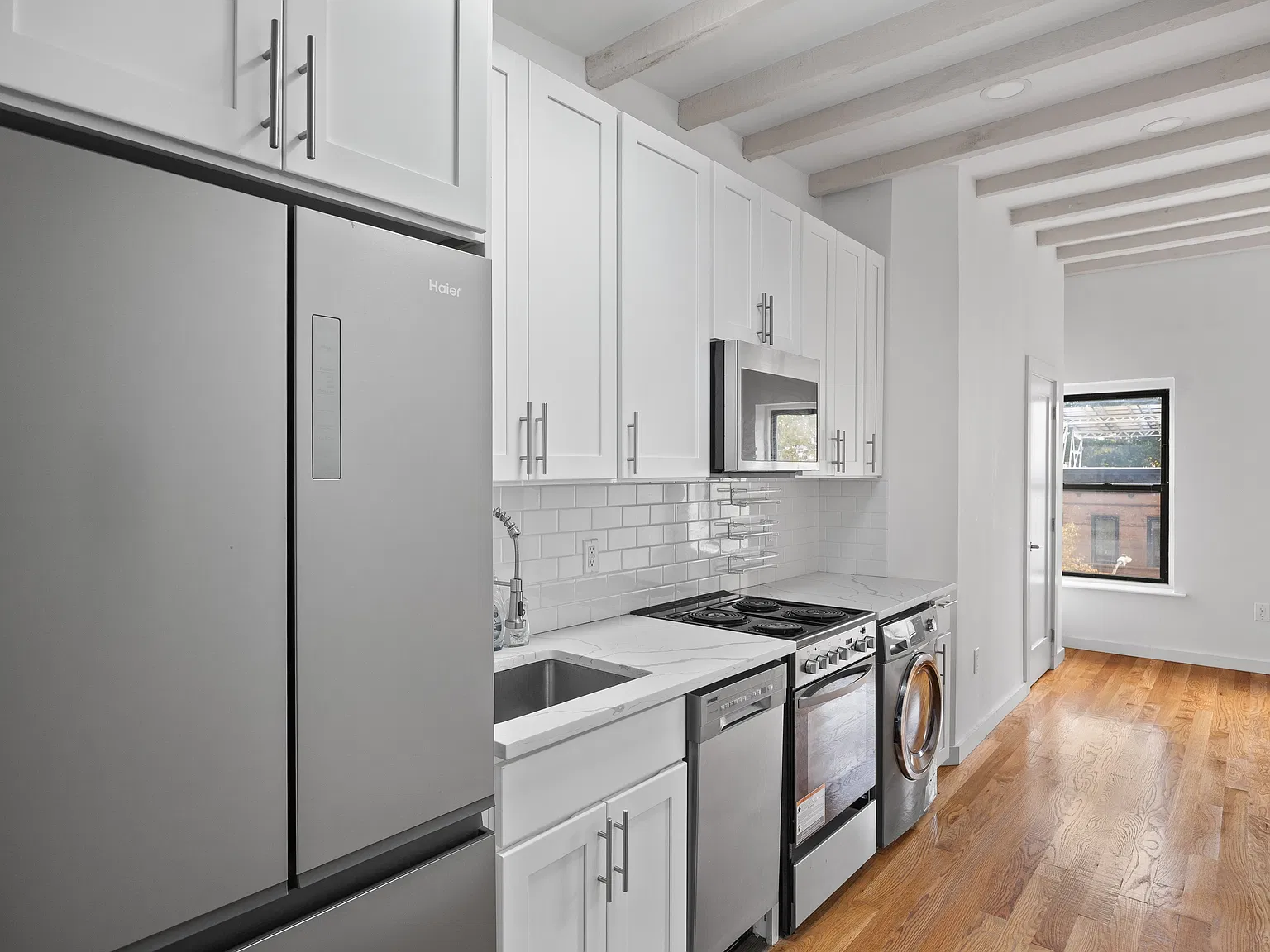 827 Putnam Avenue — Photo 1
