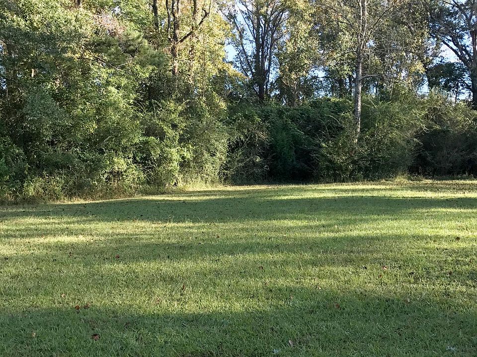 1st image of 651 Lee Rd